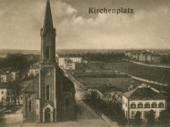 Pfarrkirche St. Marien mit Pfarrhof vom Rathaus aus aufgenommen, um 1913