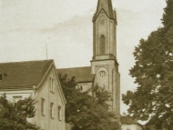 Pfarrkirche St. Marien mit Volksschule und Kloster Mariental